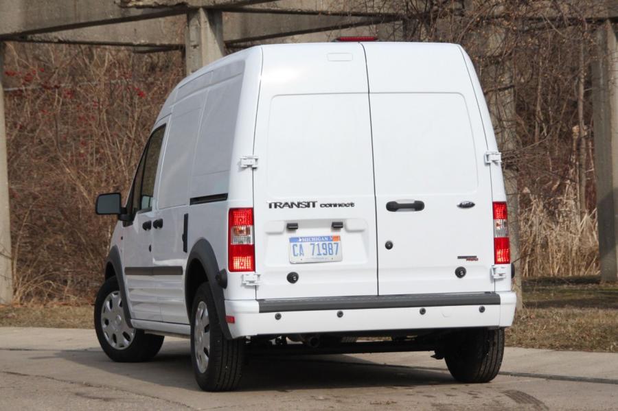  Ford Transit Connect 2010 года  (фото 7 из 109)